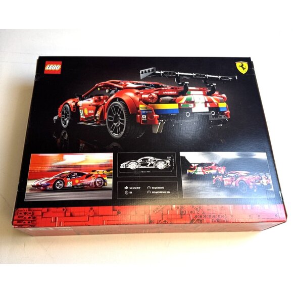 LEGO TECHNIC: Ferrari 488 GTE “AF Corse #51” (42125) - Picture 2 of 4